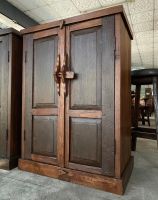 ตู้ไม้สักเก่า เอามาทำใหม่ สูง 100x70x43 ซม. (จัดส่งทั้งตู้) 3 ชั้น ตัวล๊อคแบบโบราณ สวย ตู้ไม้โบราณ ตู้ไม้วินเทจ ตู้วางรองเท้า Vintage Cabinet Wooden 100 cm