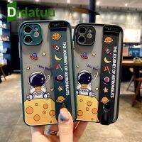 Cartoon Astronaut Space Men Wrist Strap Soft TPU Capa Holder Case For iphone 13 12 Pro Max 11 11Pro Max XR XS 7 8 Plus SE 6 6P