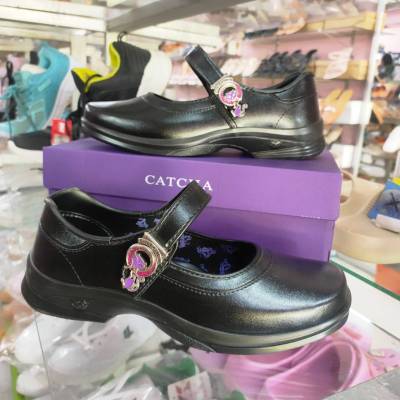 รองเท้านักเรียนหนังสีดำ รองเท้านักเรียนผู้หญิง รองเท้านักเรียนแคทช่า รองเท้าสายล็อกแม่เหล็ก ลายหัวใจ CATCHA ใหม่ล่าสุด รุ่น CX-02B CX-03B CX-04B