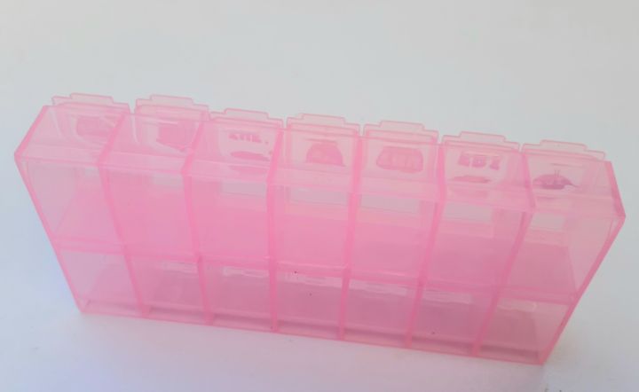 กล่องตลับใส่ยา-มี-14-ช่อง-ย-13-ซม-ก-6-ซม-ทำด้วยพลาสติก-มีหลายสี-สำหรับแบ่งเวลารับประทานยา