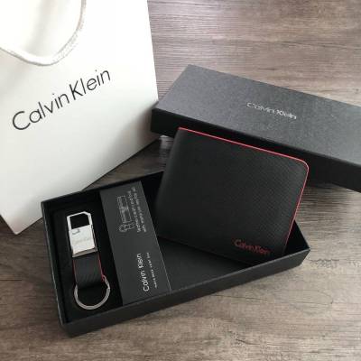 กระเป๋าสตางค์ ใบสั้น CalvinKlei่n Leather Credit Card Fold with Metai Clio Key Fob Set กระเป๋าสตางค์ใบสั้น Set สุดคุ้มมอบให้เป็นของขวัญหรือใช้เองก็แนะนำค่ะ