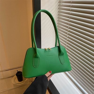 [COD] Temperament simple fashion solid bag female 2023 spring and summer new one shoulder armpit foreign style