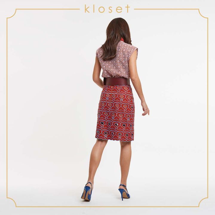 kloset-heart-midi-skirt-aw19-s004-เสื้อผ้าผู้หญิง-เสื้อผ้าแฟชั่น-กระโปรงแฟชั่น-กระโปรงผ้าปัก