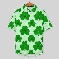 Happy Shamrock เสื้อผู้ชายการ์ตูน Leaf พิมพ์เสื้อลำลองฮาวายแขนสั้น Graphic อินเทรนด์ขนาดใหญ่วันหยุดเสื้อ Gift