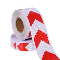 10cmx10m White Red Bike Trailer Reflector Tape Arrow Print Safety Warning Light Adhesive Reflective Stickers For Auto Motorcycle Safety Cones Tape