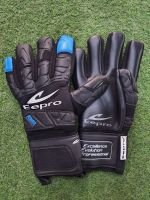 Eepro EG1046 ถุงมือผู้รักษาประตู Goalkeeper อีโปร มีฟิงเกอร์เซฟ