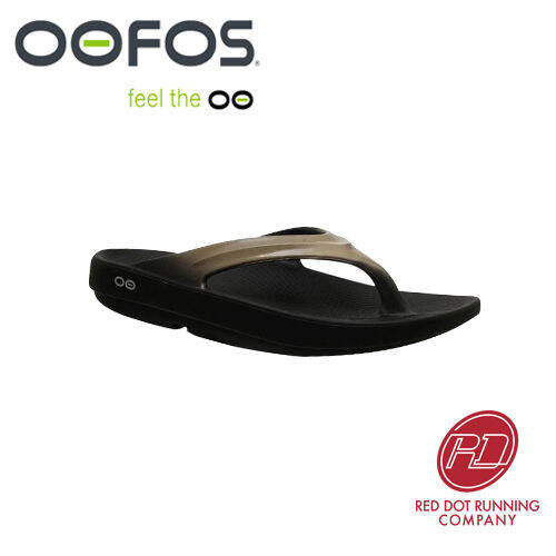 Red deals oofos sandals