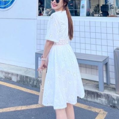 P016-002 PIMNADACLOSET - PIMNADACLOSET - Short Sleeve Crewneck Embroidery Swing Dress