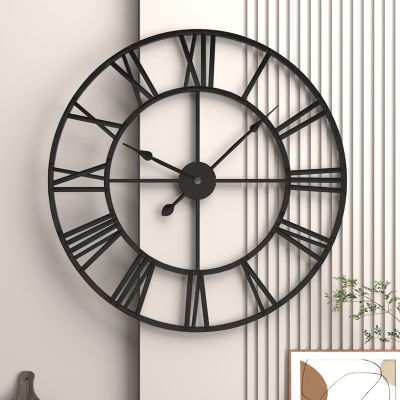 นาฬิกาตกแต่งแบบนอร์ดิกห้องนั่งเล่นในครัวเรือนนาฬิกาแขวนผนังเหล็กกลมแบบโรมันนาฬิกาเงียบ Clockpengluomaoyi