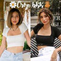 ?Crave Crop? เสื้อครอปแขนสั้นคอเหลี่ยมครึ่งตัว เนื้อผ้าเรย่อนเย็บ2ชิ้นอย่างดี ด้านหลังเป็นคอปก (1009)