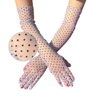 ♞﹉ Women Sexy Lace Gloves Elegant Lady Party Supplies Prom Dress Wedding Bride Gloves Summer Spring Women Fishnet Gloves