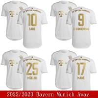 เสื้อกีฬาแขนสั้น ลายทีมฟุตบอล Bayern München Away Lewandowski Muller Mane Sane HT1 2022-2023 พลัสไซซ์ สําหรับผู้ชาย และผู้หญิง TH1