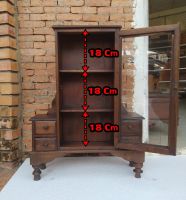 ตู้กระจกไม้สัก (teak cabinet) สไตส์ วินเทจ ตู้ไม้สักโบราณ สีโอ็ค ประตูกระจก บานเปิดเดี่ยว มี 4 ลิ้นชัก 3 ชั้น  ขนาด กว้าง54xลึก15xสูง75Cm พร้อมใช้