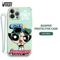 VRQR Powerpuffy เคสโทรศัพท์สำหรับหญิงสาวน่ารักสำหรับ iPhone 11 Pro Max 12 Pro Max 13 Pro Max 14 Pro Max 12 13 Mini 14 Plus 15 Pro Max 15 Plus Super Girl นุ่มบางพิเศษปลอก (รวมฟรีสายคล้อง)