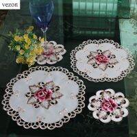 vezon Quality Round Elegant Polyester Floral Embroidery Placemat Tablecloth Embroidered Napkins Rose Mat Covers