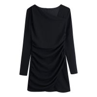 ZEVITY Women Sexy Diagonal Collar Black Pleated Shirt Mini Dress Female Chic Back Zipper Club Wear Vestidos Slim Dresses DS9139