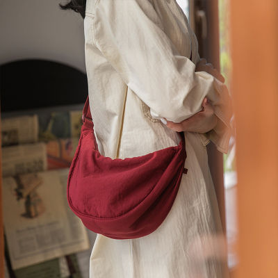 Ujia Nylon Canvas Bag Womens New Fashionable Dumpling Bag Saddle Bag Ins Crossbody Bag 2023