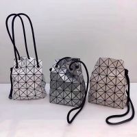 six-grid bag small drawstring drawstring bag issey miyakeˉBAOBAOˉwomens bag bucket bag geometric rhombic single-shoulder Messenger bag