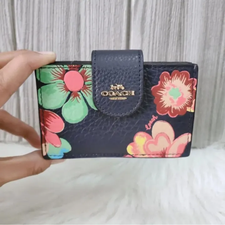 Original Coach C8325 Accordion Card Case With Dreamy Land Floral Print