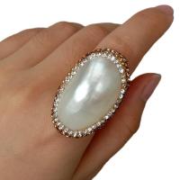 Y·YING Natural White Shell Trimmed With Golden Crystal Ring Adjustable