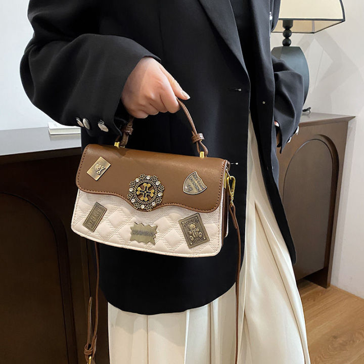 miss-lava-free-shipping-ส่งฟรี-baobao-กระเป๋าผู้หญิงทรงสี่เหลี่ยมสะพายไหล่-กระเป๋าขนาดเล็กขนาดถือได้สะพายข้างอเนกประสงค์แฟชั่นใหม่สำหรับฤดูร้อน2023
