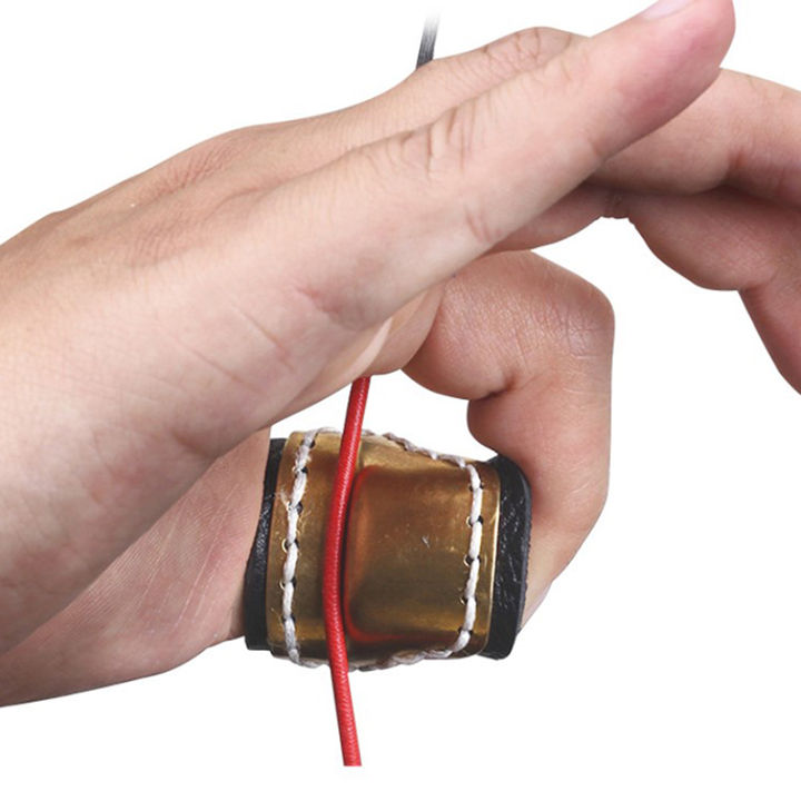 แหวนธนูหนังแหวนนิ้วหัวแม่มือทองเหลืองสำหรับป้องกันอุปกรณ์สวมนิ้วมือเพื่อการป้องกันอุปกรณ์ธนู-gude001
