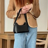 BOLD MELLO (พร้อมส่ง) | กระเป๋าสะพายไหล่ shoulder bag | boldofficial.th