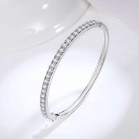 【LZ】 Iced D Color Moissanite Bangle Women S925 Sterling Silver Ins Fashion Moissanita Diamond Bracelet White Gold Finish Pass Tester