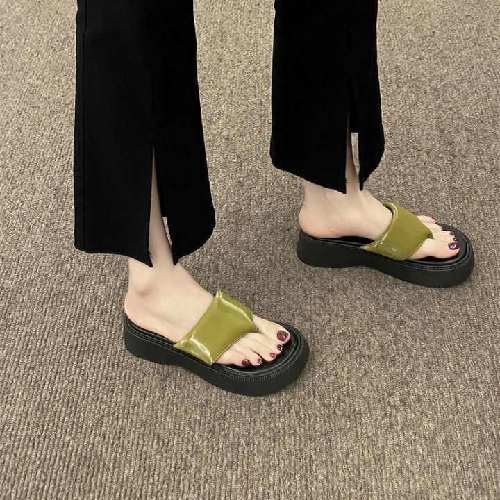 tig-tag-รองเท้าแตะ-รองเท้าแตะผู้หญิง-สไตล์ใหม่-2023-ภาพการ์ตูนน่ารัก-สั่งซื้อเลย-tt23042004