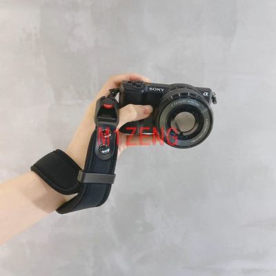 ◘¤ quick release Neoprene hand Wrist strap/grip holder For canon eos eosm nikon z50 z6 sony a7r3 a9 a6300 fuji xe3 xt30 em10 camera