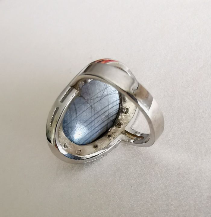 พลอยแท้-grey-sapphire-พลอยหายาก-rare-gems-แหวนพลอยน้ำตลกสีเทา-พลอย-20-กะรัต-เรือนเงินชุบทองคำขาว-สวยมาก-ไซส์-55