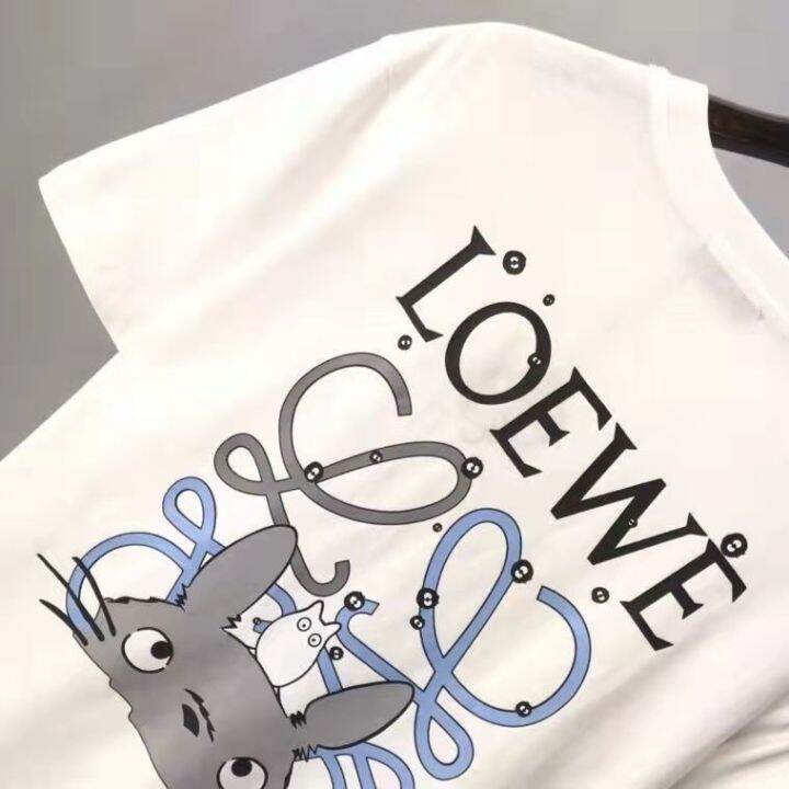 เสื้อยืด-luo-yiwei-2022ใหม่ฤดูใบไม้ผลิและฤดูร้อน-loewe-totoro-ข้อต่อสำหรับผู้ชายและผู้หญิงชุดคู่รักพิมพ์ลายแขนสั้นผ้าฝ้ายสไตล์เดียวกัน