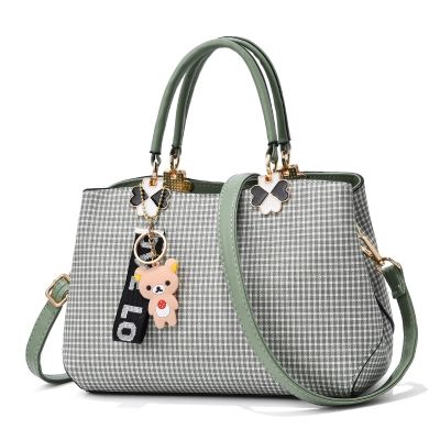 Handbags women bear the new 2021 families about grid middle-aged female bag handbag high-capacity soft leather mother single shoulder bag