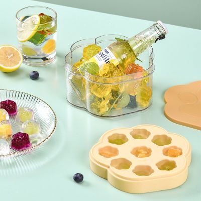 Creative Bear Ice Grid Household Frozen Ice Block Mold DIY Ice Hockey Ice Bar Baseball Mold Plastic Ice Storage Ice Maker Ice Cream Moulds