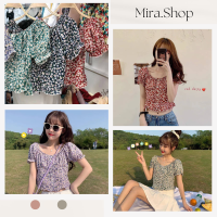 Mira.shop เสื้อครอป เสื้อปาดไหล่ลายดอกมินิมอลต้อนรับซัมเมอร์ค่าคุณพรี่ เสื้อครอป เสื้อแฟชั่นผญ 817-1