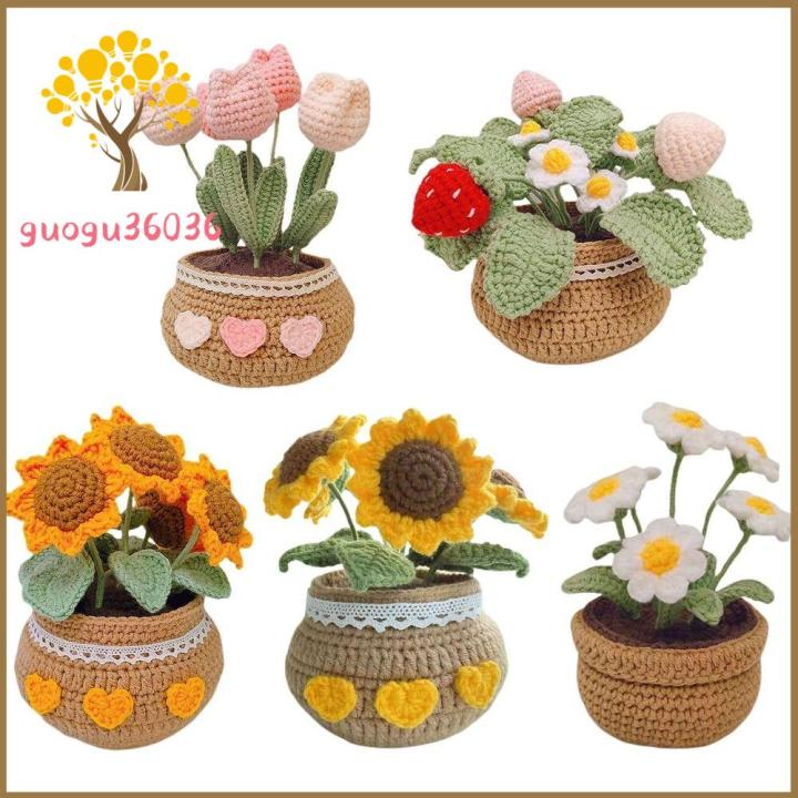 Beginner DIY crochet flower kit, romantic knitting tulip potted plants,  easy to learn suitable for beginners, suitable for holiday gifts,  decorative o