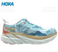 HOKA Clifton 8 Ink Wash (Unisex) Clifton 8 ให้ประสบการณ์การวิ่งแก่นักวิ่งทุกระดับด้วยความรู้สึกเท้าที่นุ่มนวล การรองรับที่แข็งแกร่ง และอัตราการก้าวที่รวดเร็ว