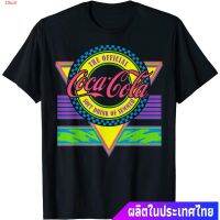 เทศกาลดนตรีสาดน้ำIllicit เสื้อยืดผู้ชายและผู้หญิง Coca-Cola The Official Soft Drink Of Summer Retro Logo T-Shirt Sports T-shirt S2O