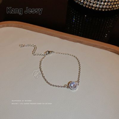 Kang Jessy สร้อยข้อมือเพทายซูเปอร์แฟลชสไตล์เกาหลีผู้หญิง ins สไตล์เย็นความรู้สึกระดับไฮเอนด์สร้อยข้อมือเหล็กไทเทเนียมแฟชั่นเครื่องประดับมือทุกคู่