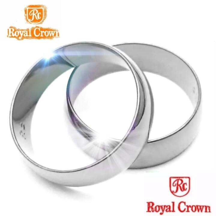 royal-crown-โลยัลคราวน์-แหวนเกลี้ยงสแตนเลสอย่างดี-เป็นแบรนด์ของแท้-100-สีเงินเป็นเงาแวววาว-ไม่ลอกไม่ดำ-คุณลูกค้าจะได้รับแหวน-2-วง-และแถมฟรีกล่องกำมะหยี่อย่างดี-2-กล่อง