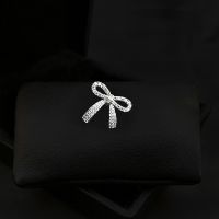 【CW】 Anti Exposure Bow Brooch Collar Buckle Small Pin Pins Fixed Decoration Rhinestone Jewelry