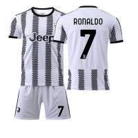 Juventus F.C.S NO.7 Cristiano Ronaldo Dos Santos Aveiros 3ชิ้นเด็กผู้ใหญ่ฟุตบอลชุดฟุตบอลถุงเท้าเข่าเกียร์ขี่จักรยานฟุตบอลสูท