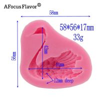 ；【‘； 1 Pc 3D Swan Cake Silicone Mold Fudge Wedding Cake Decorating Tool Silicone Soap Mold West Point Diy Baking Kitchen Stencil