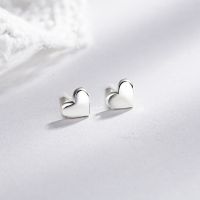 [COD] glossy love earrings women creative heart-shaped light luxury all-match niche student ear