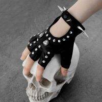 Cool Spike ถุงมือหนัง Steampunk Skull Fingerless ถุงมือผู้หญิงหญิง