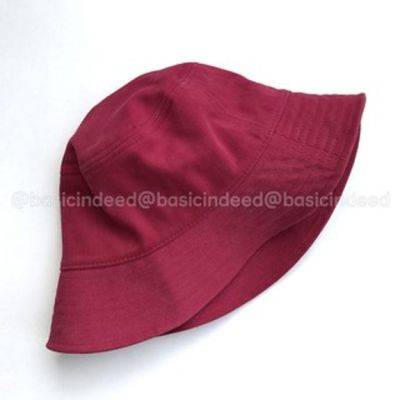Basic Indeed - หมวกบักเก็ตเนื้อหนานิ่ม - แดงเลือดหมู