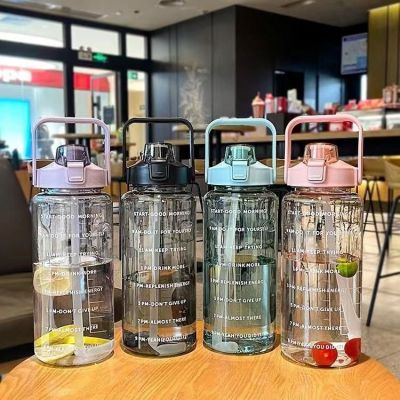2L Water Bottle Straw Cup Large Capacity High Temperature Plastic Water Cup Time Scale Frosted Outdoor Sports Student Couple Cup