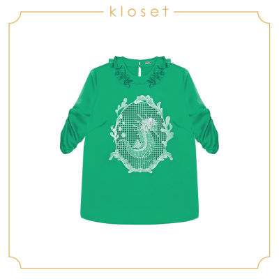 Kloset Embroidered Top (RS19-T012) เสื้อผ้าผู้หญิง เสื้อผ้าแฟชั่น เสื้อแฟชั่น เสื้อผ้าปัก เสื้อปักเลื่อม