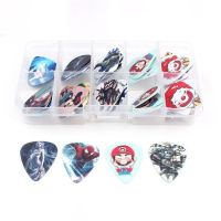 【Popular choice】 SOACH A ล็อต50ชิ้น10ตะแกรงวงร็อกการ์ตูนปิ๊กกีต้าร์ผสม Plectrums + แต่งหน้าใสวาดกรณีลูกปัดกล่องต่างหู DIY