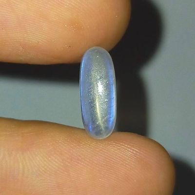 พลอย มูนสโตน มุกดาหาร เหลือบ ฟ้า น้ำเงิน ธรรมชาติ แท้ ( Natural Blue Flash Moonstone ) หนัก 2.66 กะรัต